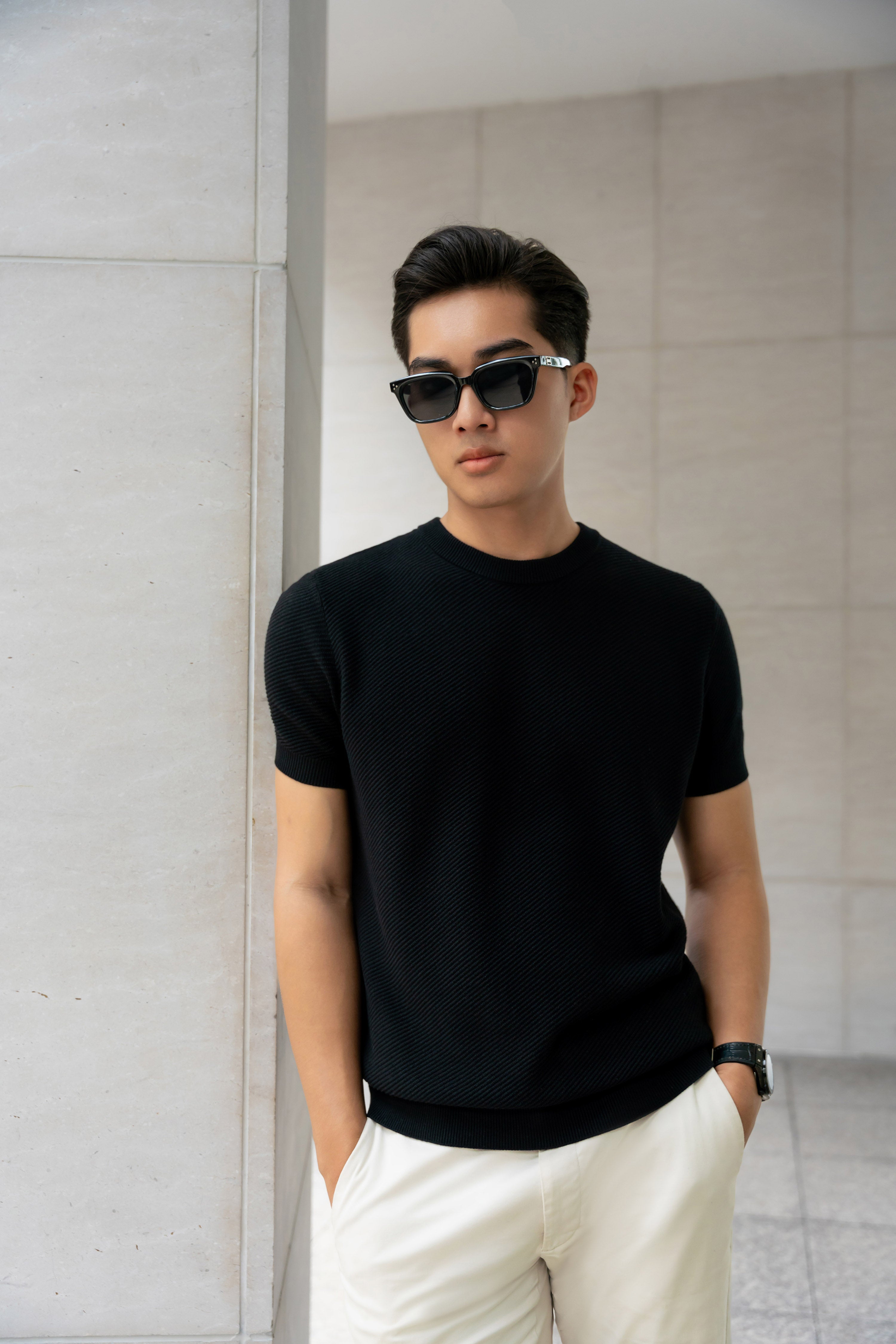 Áo thun cổ tròn dệt kim Diagonal Weave Leevus AT43